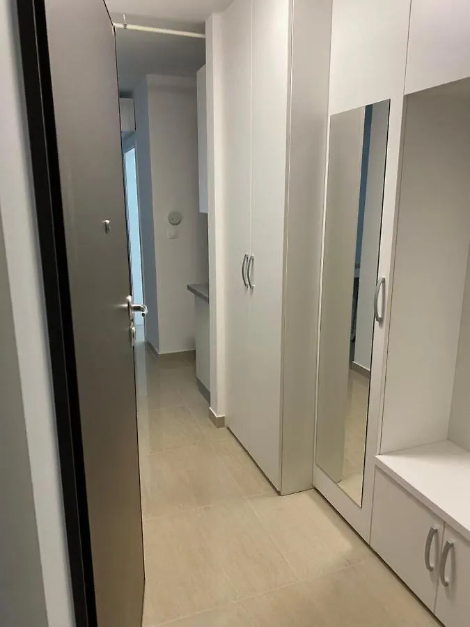 Apartman Lola Pula 0*,  Croatia